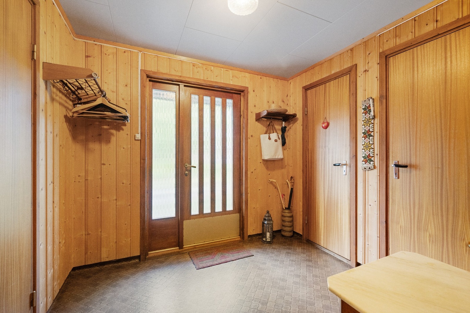 Sideinngangen - velkommen inn! Galleribilde