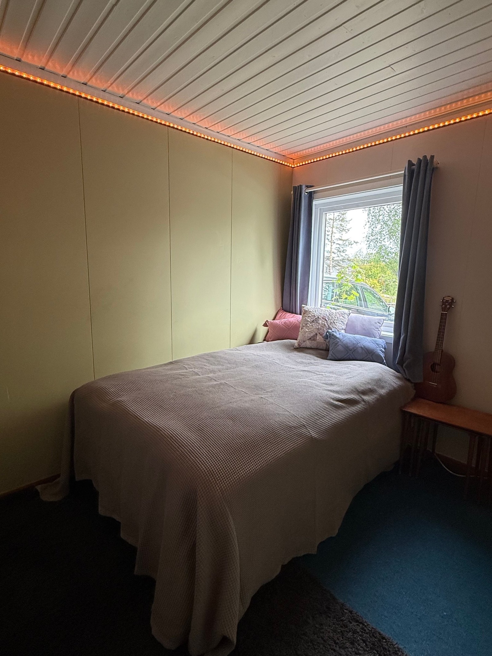 soverom nede Galleribilde