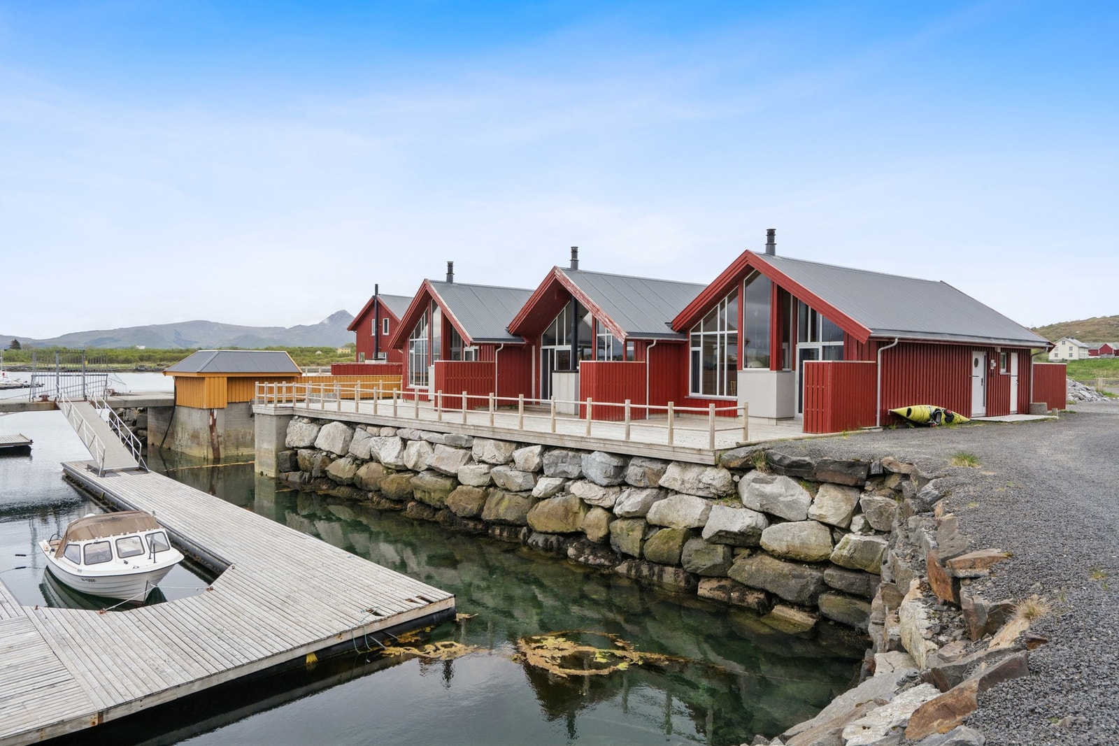 Velkommen til Lilleeid 76 - Presentert av EiendomsMegler 1 Lofoten. Foto: EFKT Galleribilde