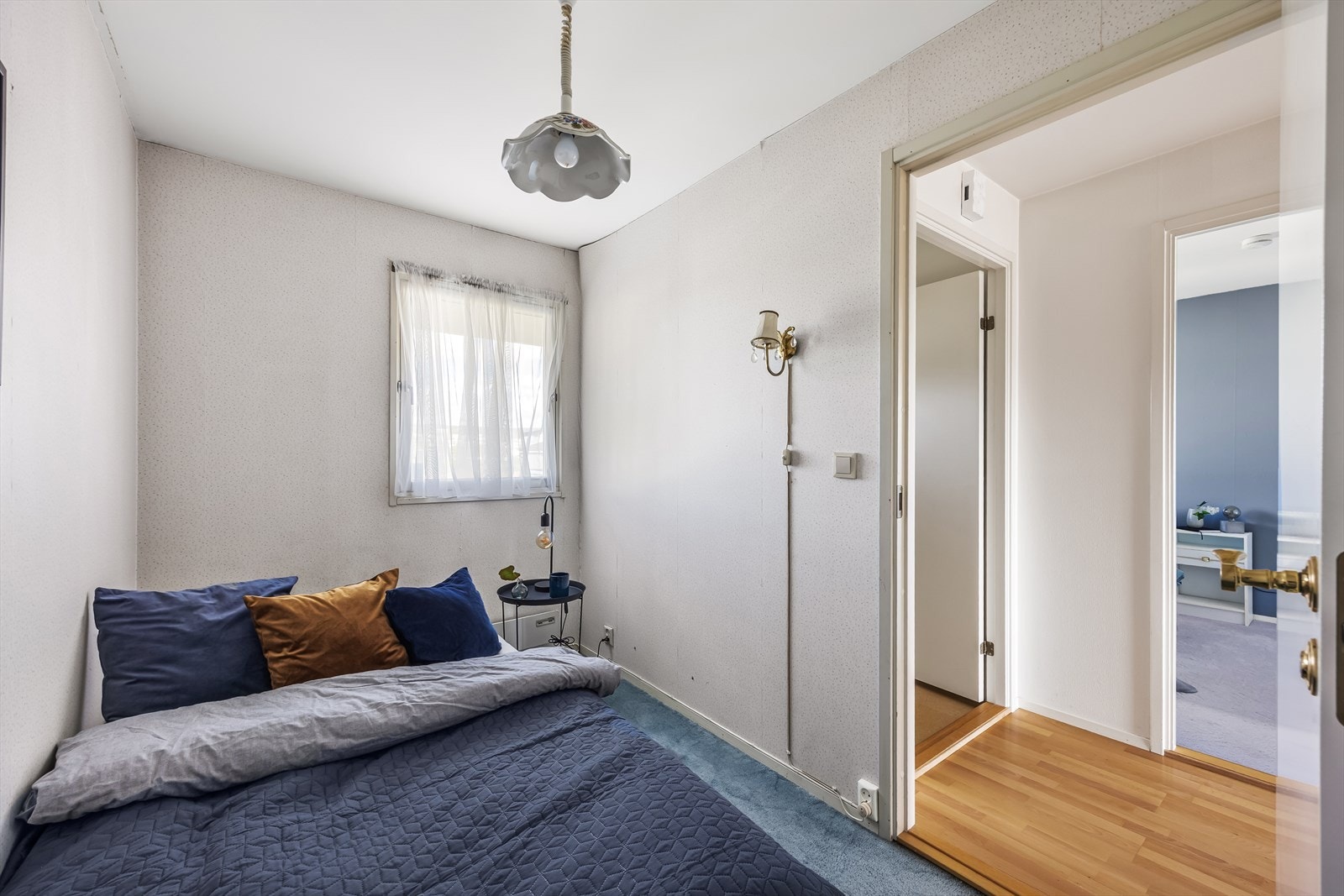 Det andre soverommet passer ypperlig som barnerom, gjesterom eller kontor. Galleribilde