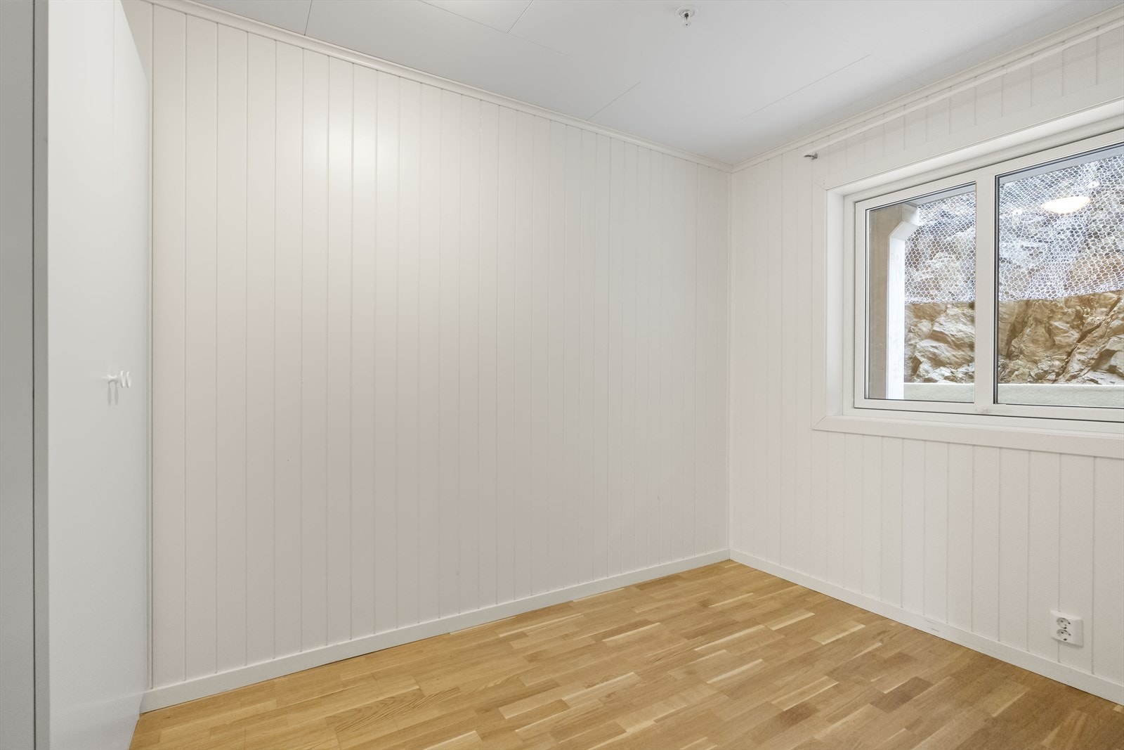 Det andre soverommet passar godt som barnerom, gjesterom eller kontor. Galleribilde