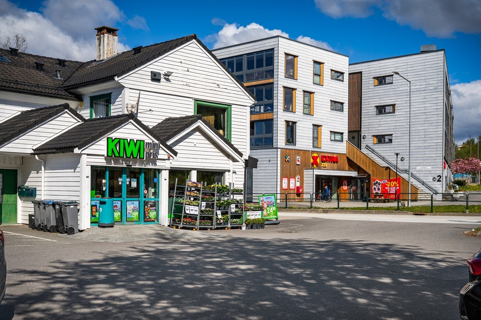 Nærområde - Umiddelbar nærhet til både Kiwi og Extra. Galleribilde