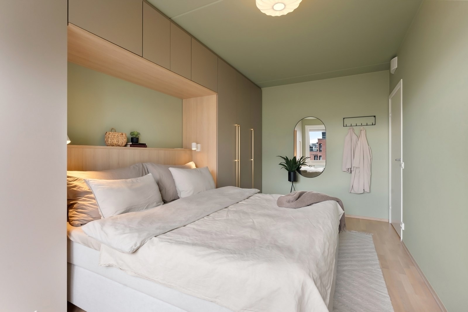 God plass til dobbeltseng. Galleribilde