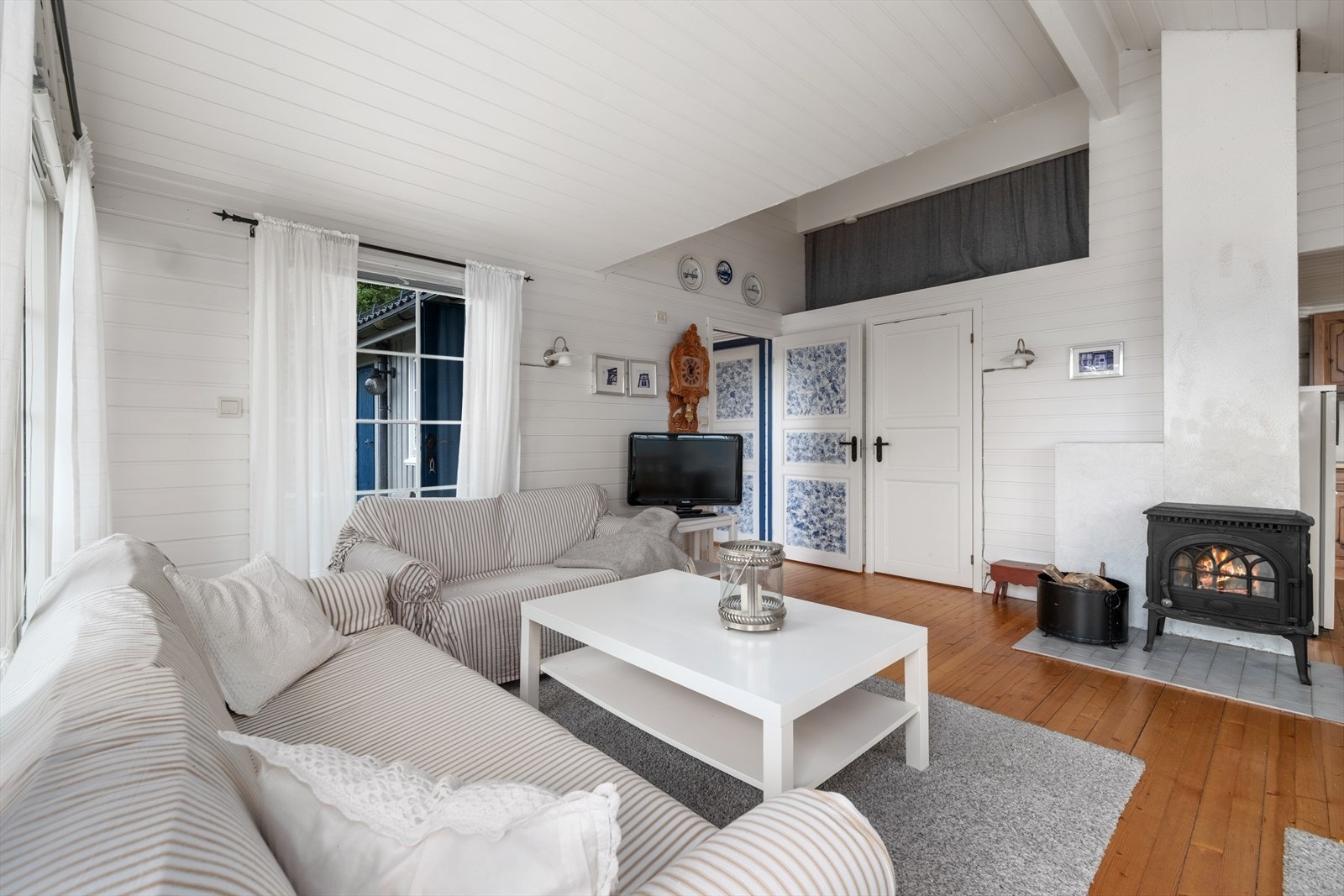 Videre har vi to gode soverom 9m² og 6,5m². Galleribilde