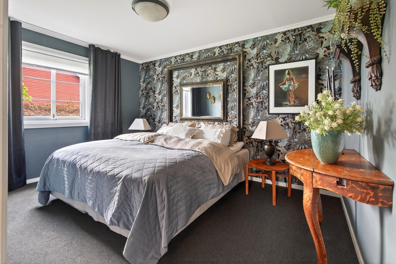 Pent oppusset hovedsoverom Galleribilde