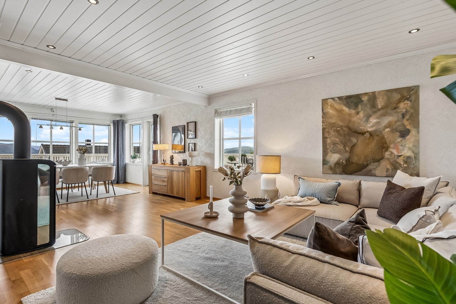 Boligen er malt i moderne og tidsriktige farger. Galleribilde
