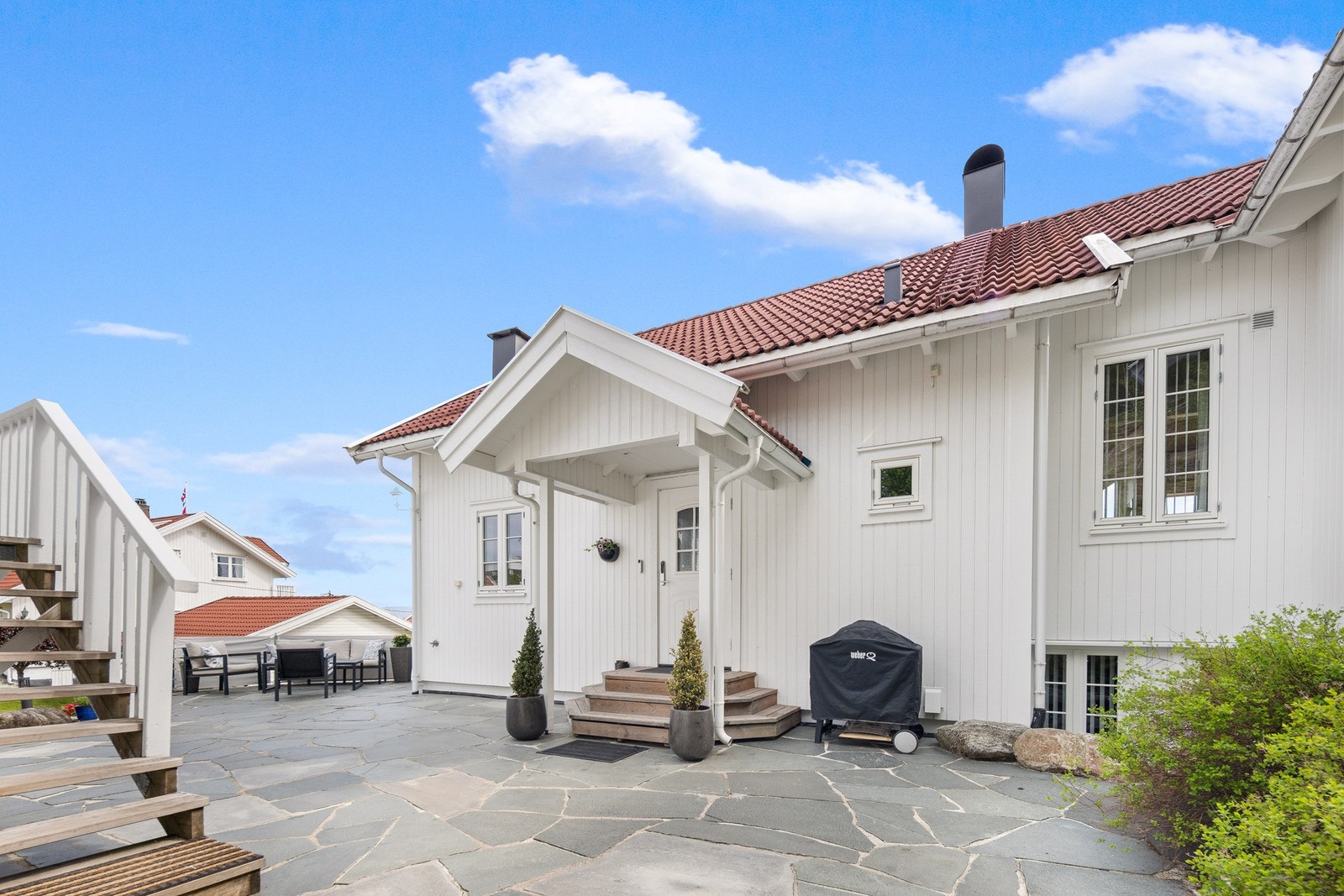 Boligen har en god beliggenhet med fin horisont mot kveldssolen Galleribilde