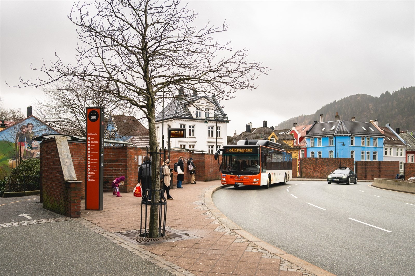 Umiddelbar nærhet til busstopp på Møhlenpris. Galleribilde
