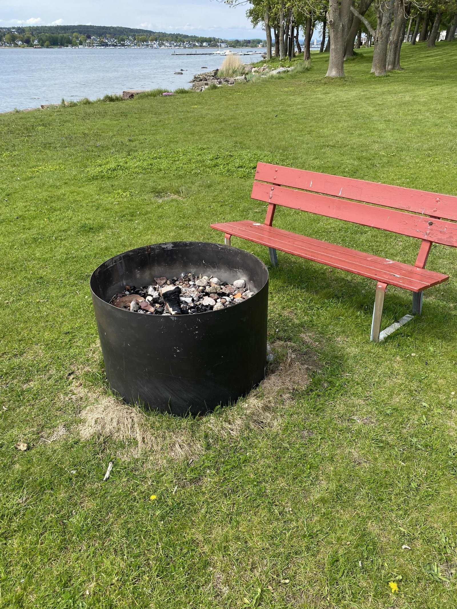 Grillplass ( tatt av selger) Galleribilde