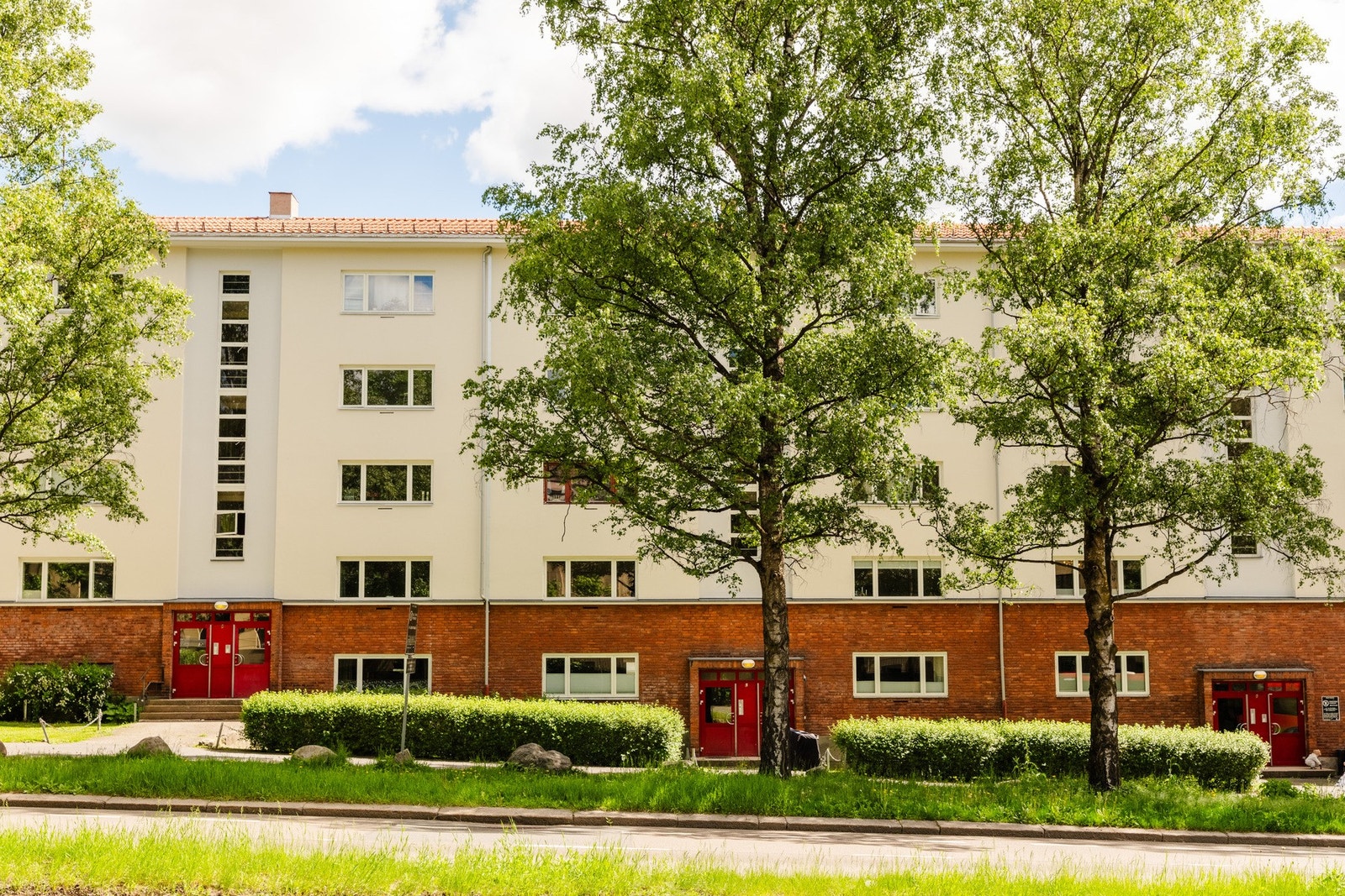 Borettslaget Ilabekken består av 158 bolige og 9 næringslokaler. Galleribilde
