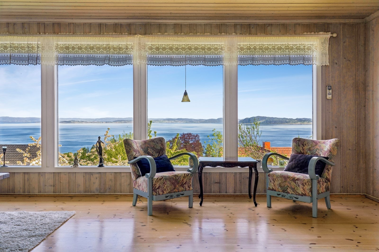 Her får du utsikt over Trondheimsfjorden. Galleribilde