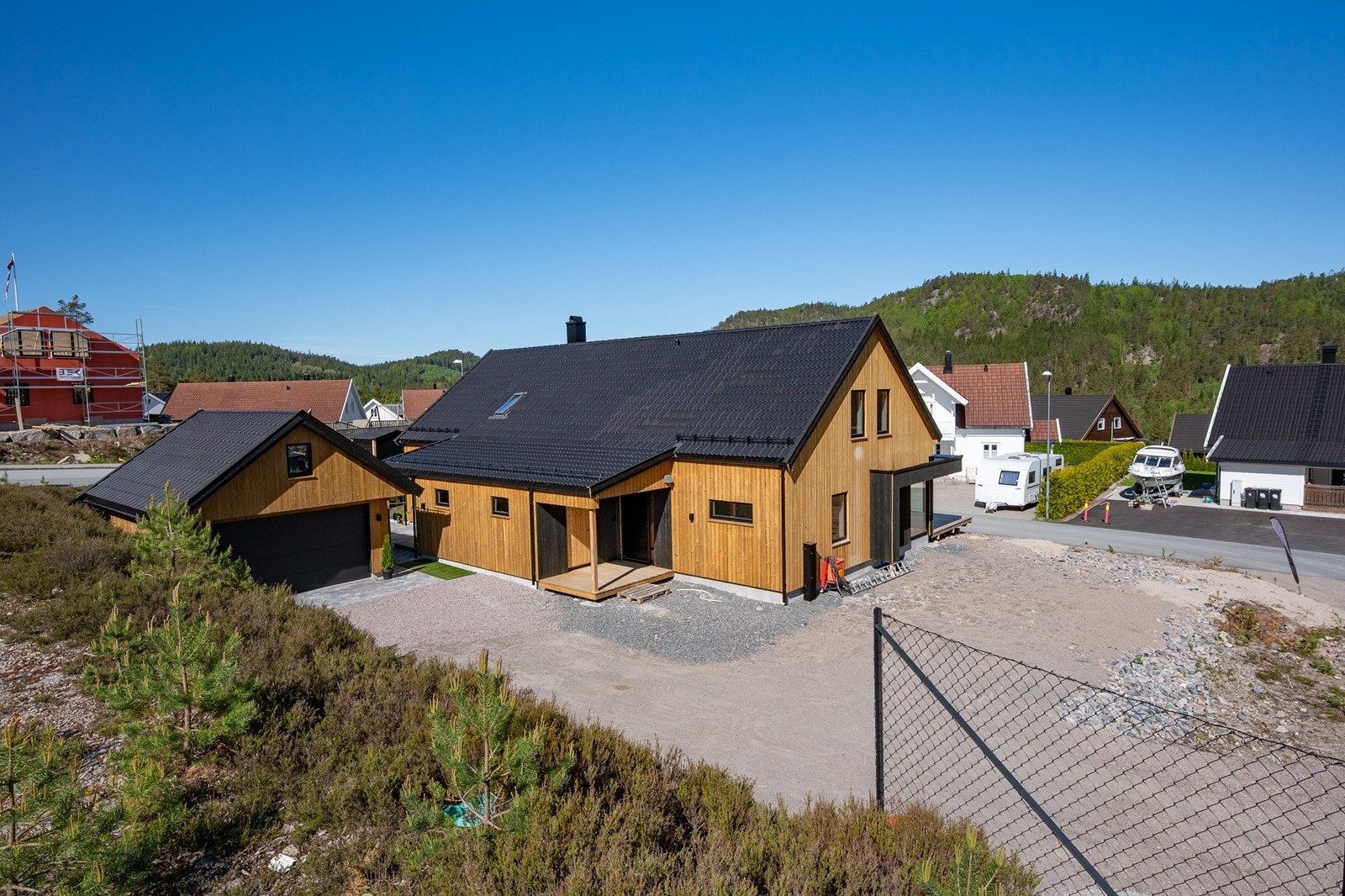 Hommelia 13a_04_ Galleribilde