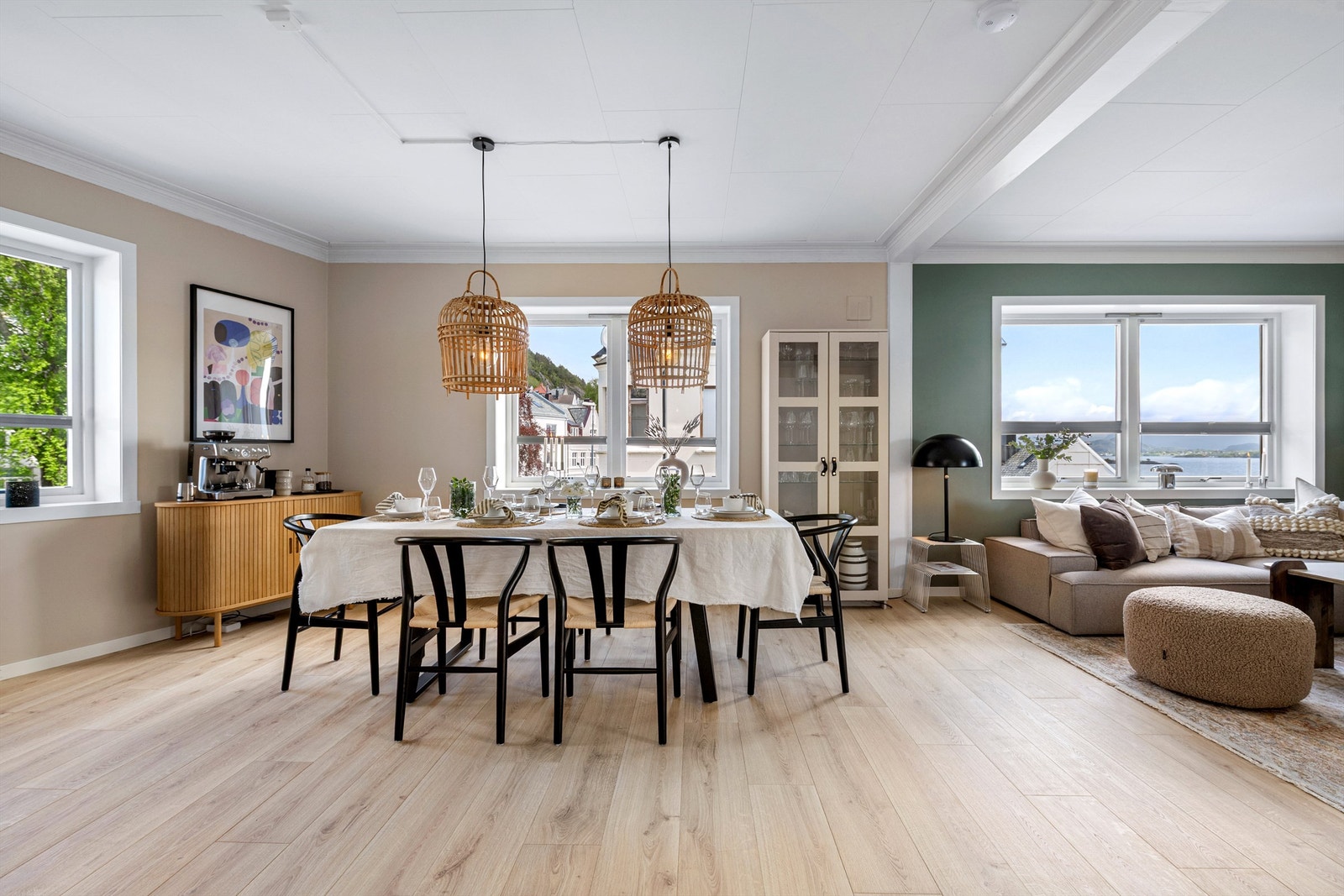 Krogsveen Sunnmøre v/ Eiendomsmegler Nina Ormseth Pettersen har gleden av å presentere Keiser Wilhelms gate 70!
Foto: Stian Wiik Galleribilde