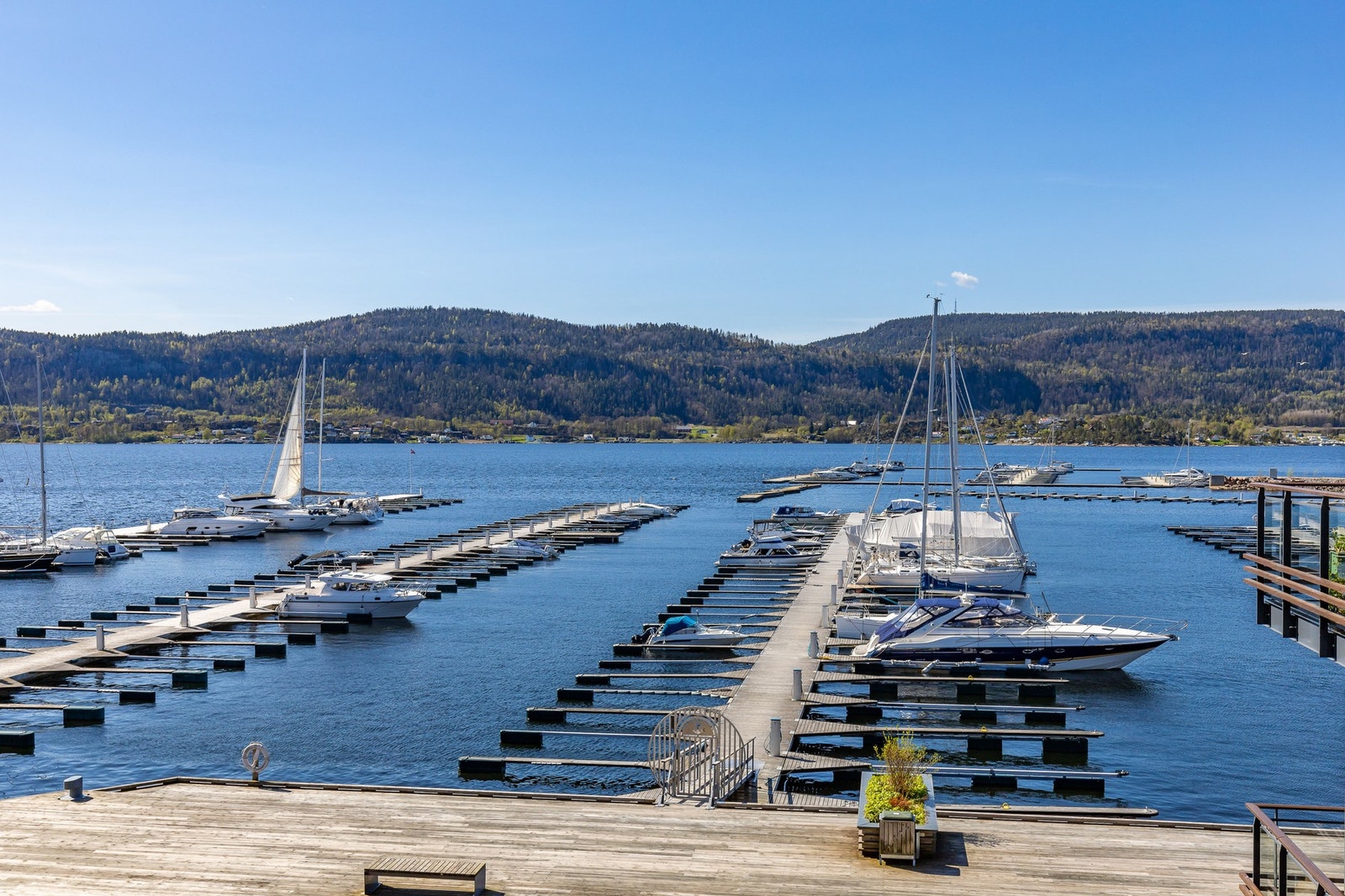 Koselig brygge Galleribilde