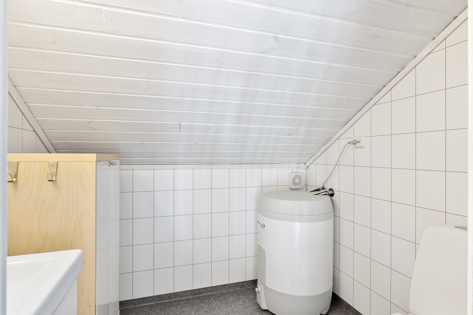 Dette rommet har ikke målbart areal grunnet lav takhøyde. Galleribilde