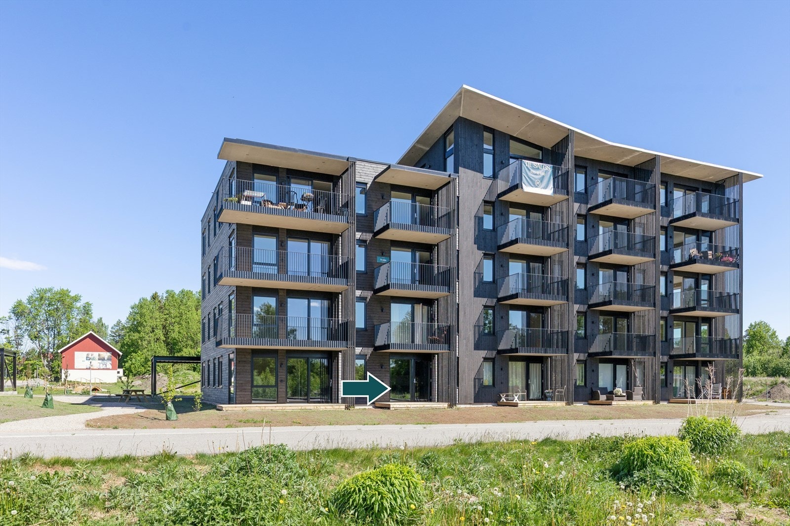 Helt nytt, rett ved Krokenskogen. Galleribilde