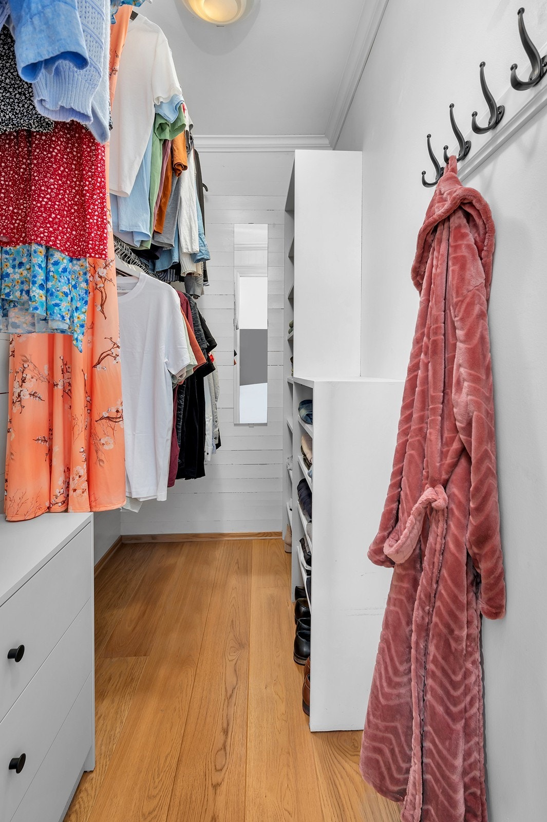 walk-in closet Galleribilde