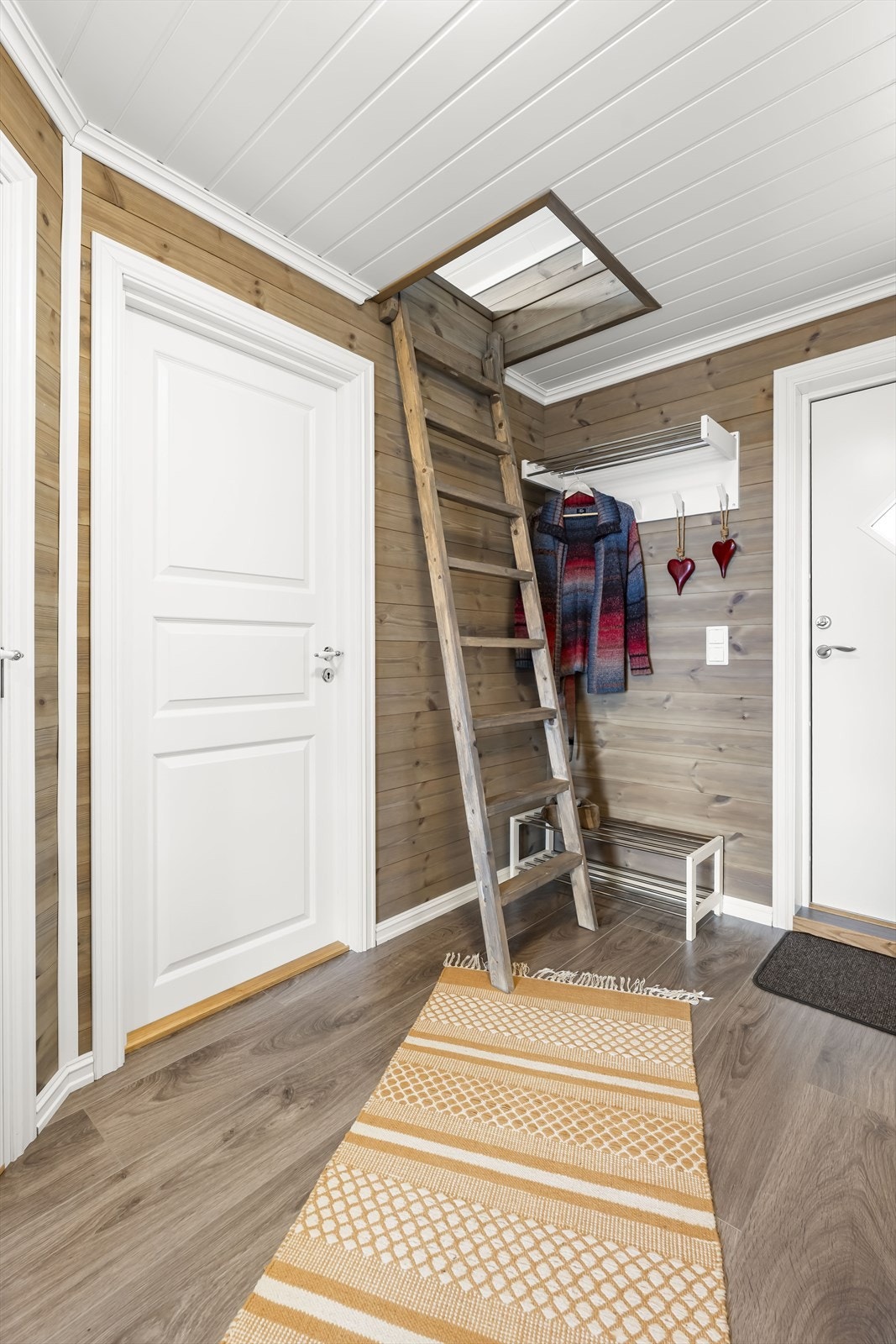 Stige opp til hemsrom Galleribilde