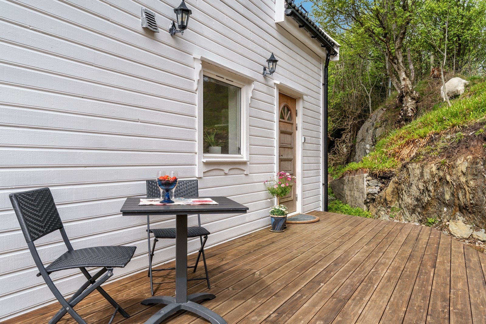 En perfekt plass for morgenkaffen. Galleribilde