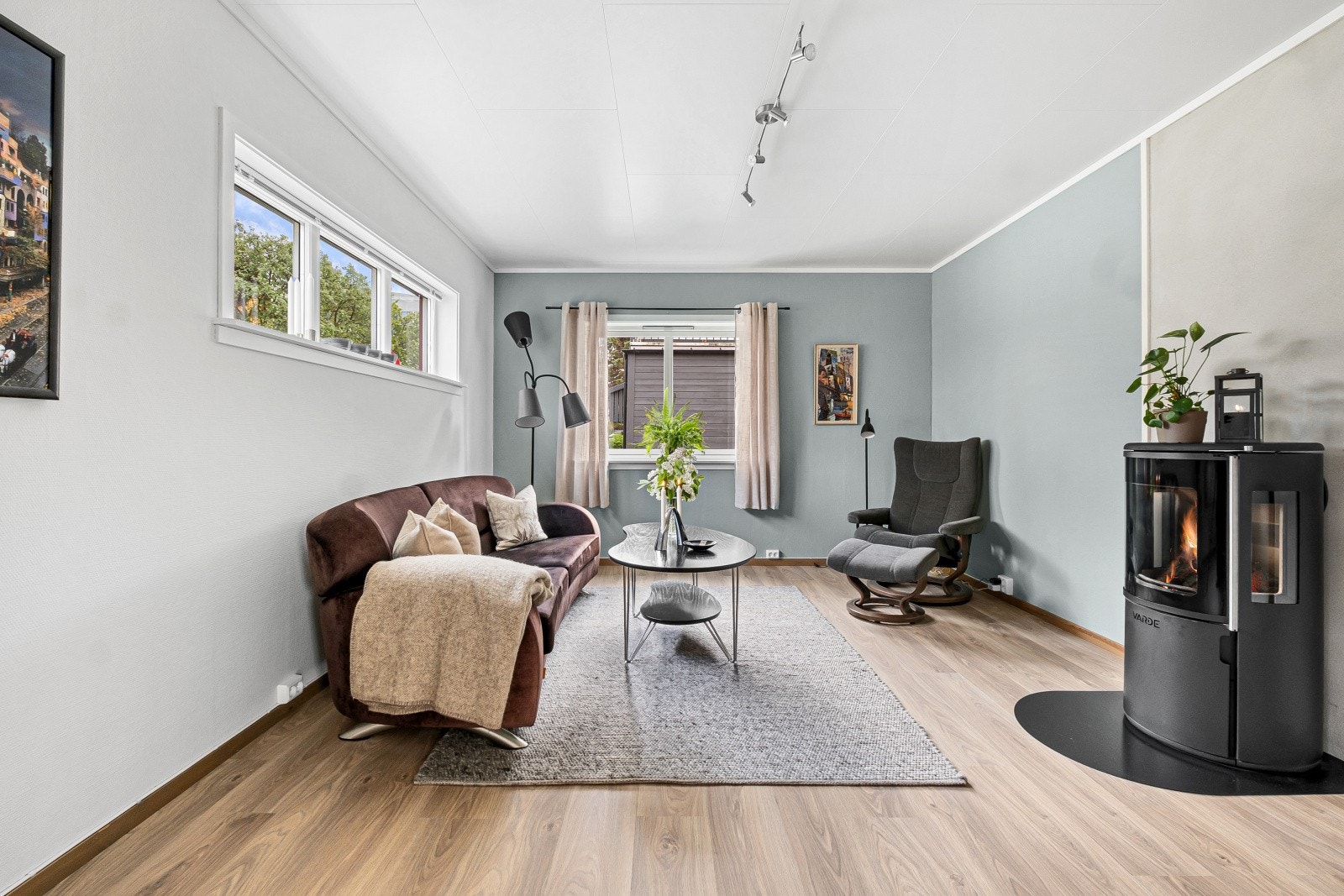Gulvene i leiligheten er en blanding av parkett og laminat. Galleribilde