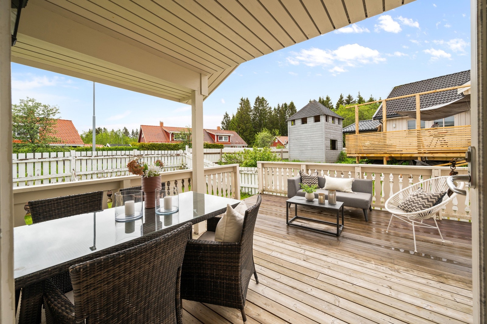 Terrassen er på 29,4 kvm. Galleribilde