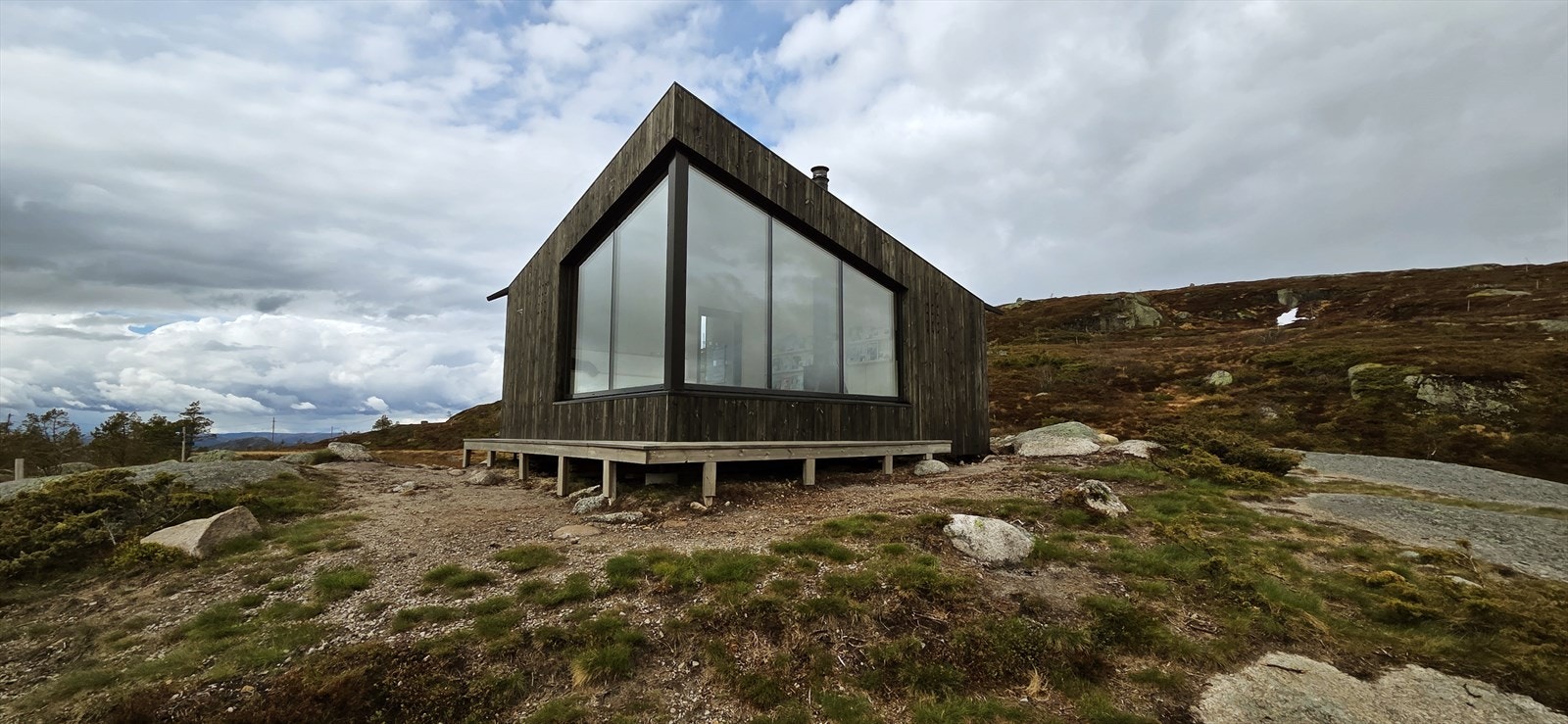Dagsturhytta på Hekkfjell Galleribilde