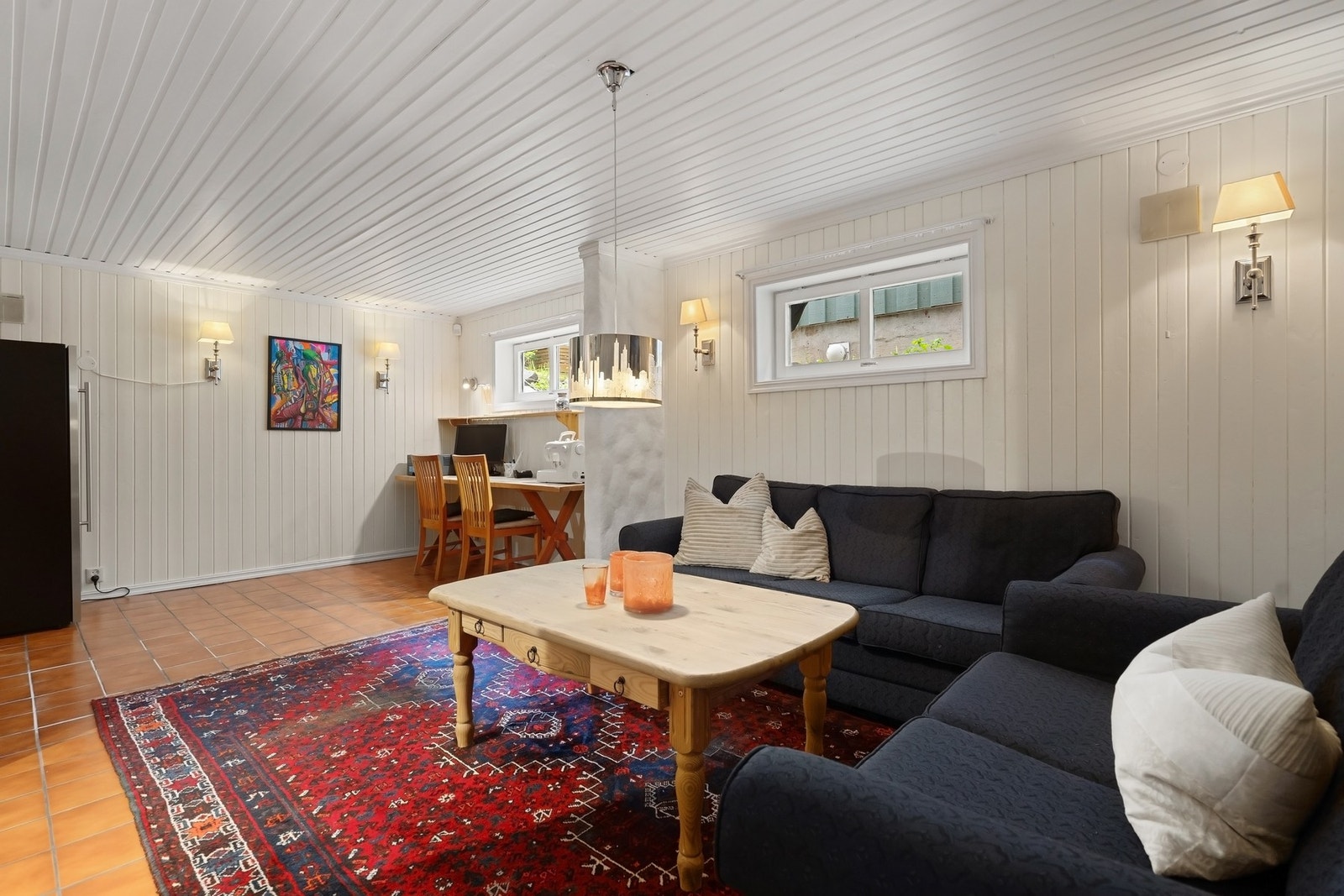 Kjellerstue (rommet er ikke byggemeldt/godkjent for varig opphold) Galleribilde