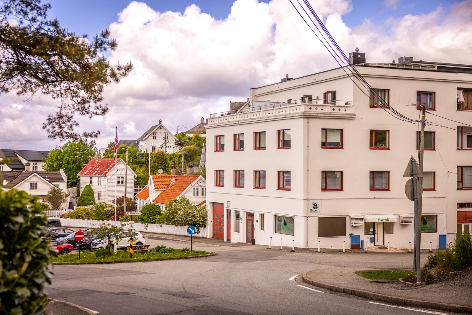 - Velkommen inn i Salhusvegen 259A - Galleribilde