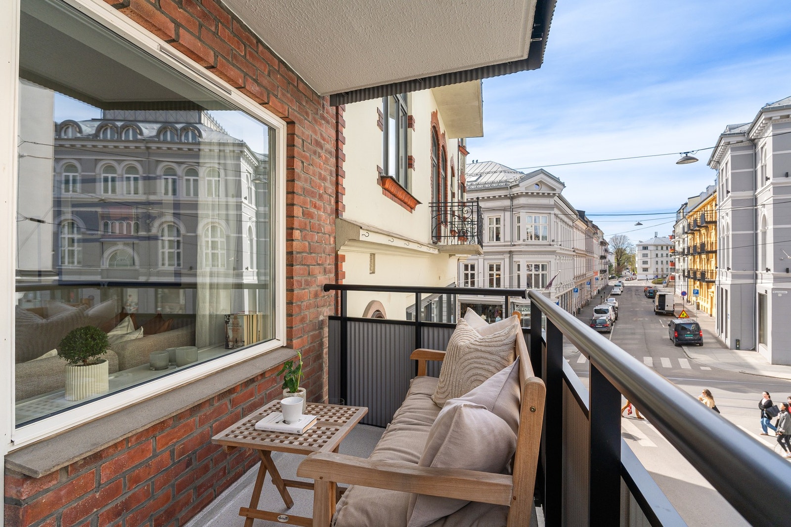 Fra stuen er det utgang til balkong på ca. 4,6 m². Galleribilde