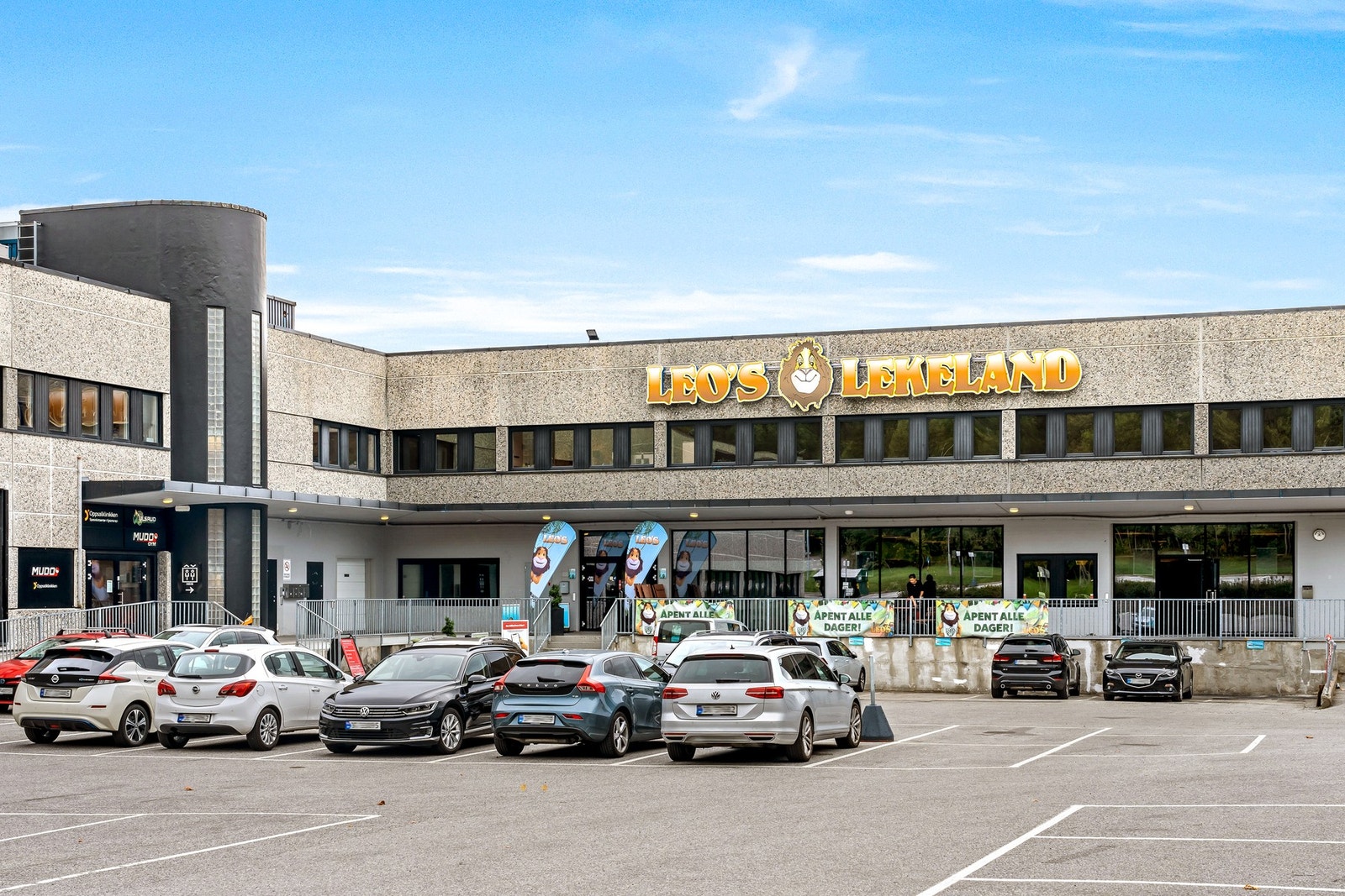 Leos lekeland på Ulsrud. Galleribilde