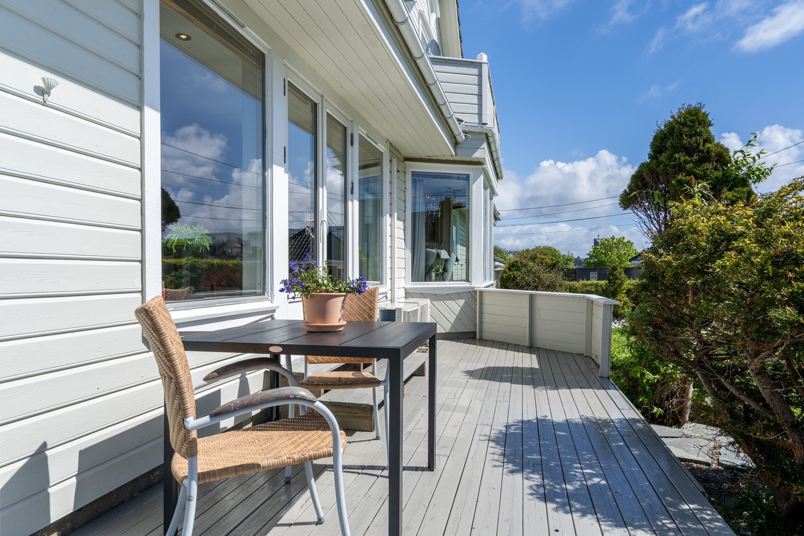 Herlig terrasse mot sør. Galleribilde