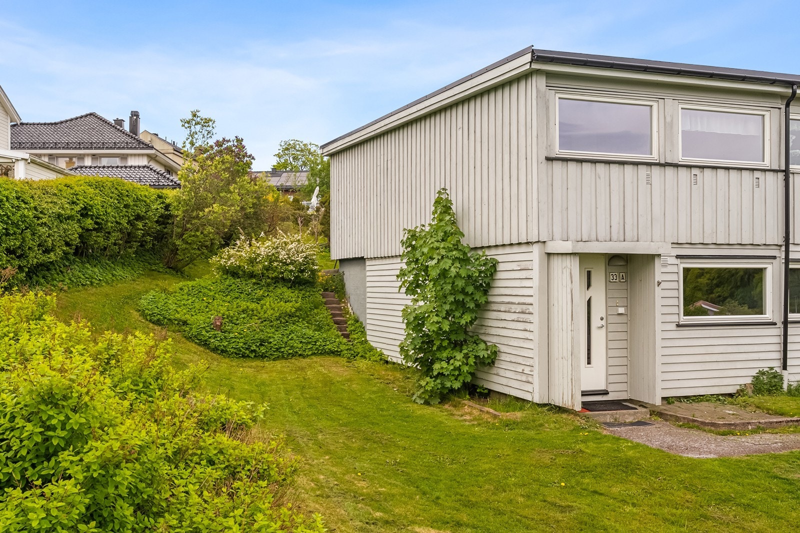Eiendommen ligger i et etablert og barnevennlig boligområde i Moss. Galleribilde