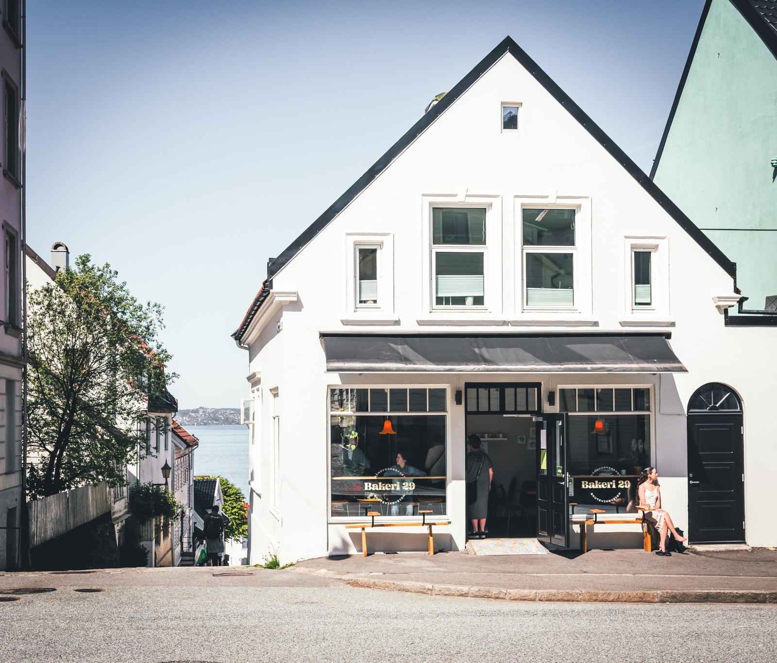 Det er en rekke spisesteder i umiddelbar nærhet. Galleribilde
