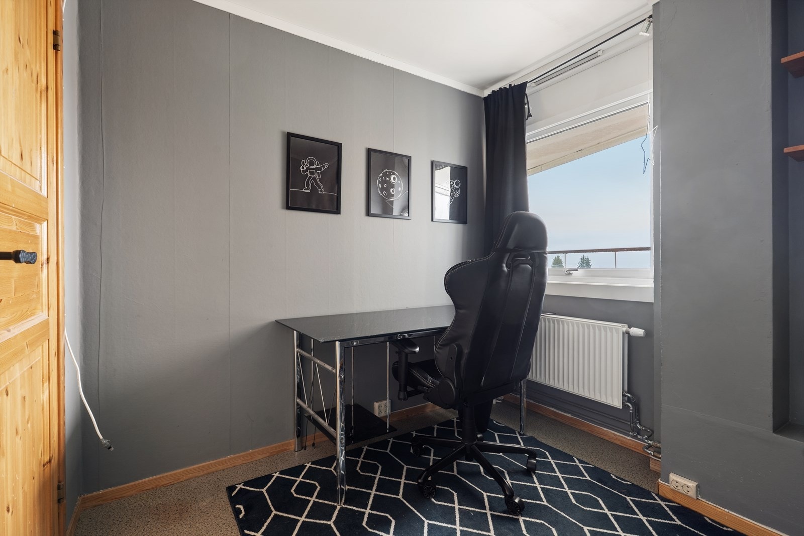 Soverom 3 er noe mindre, men fungerer utmerket som barnerom, gjesterom eller kontor. Galleribilde