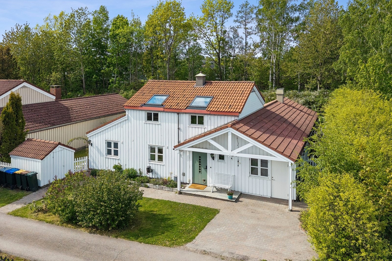 Super familiebolig - innerst i blindvei og tilgrensende friareal. Galleribilde