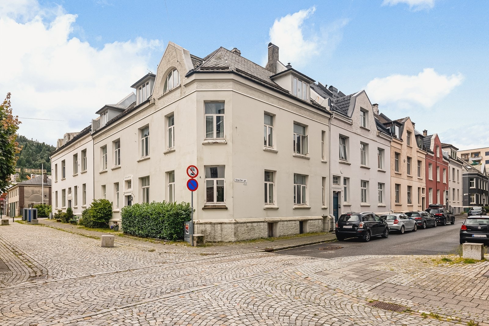 En flott og moderne 2-roms leilighet med god standard og svært attraktiv beliggenhet på Møhlenpris - her bor med i nærhet til "alt"! Galleribilde