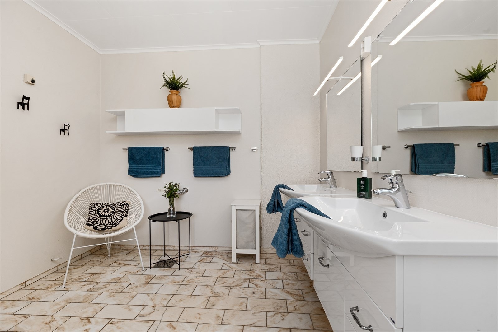 Badet i 1. etg. Galleribilde