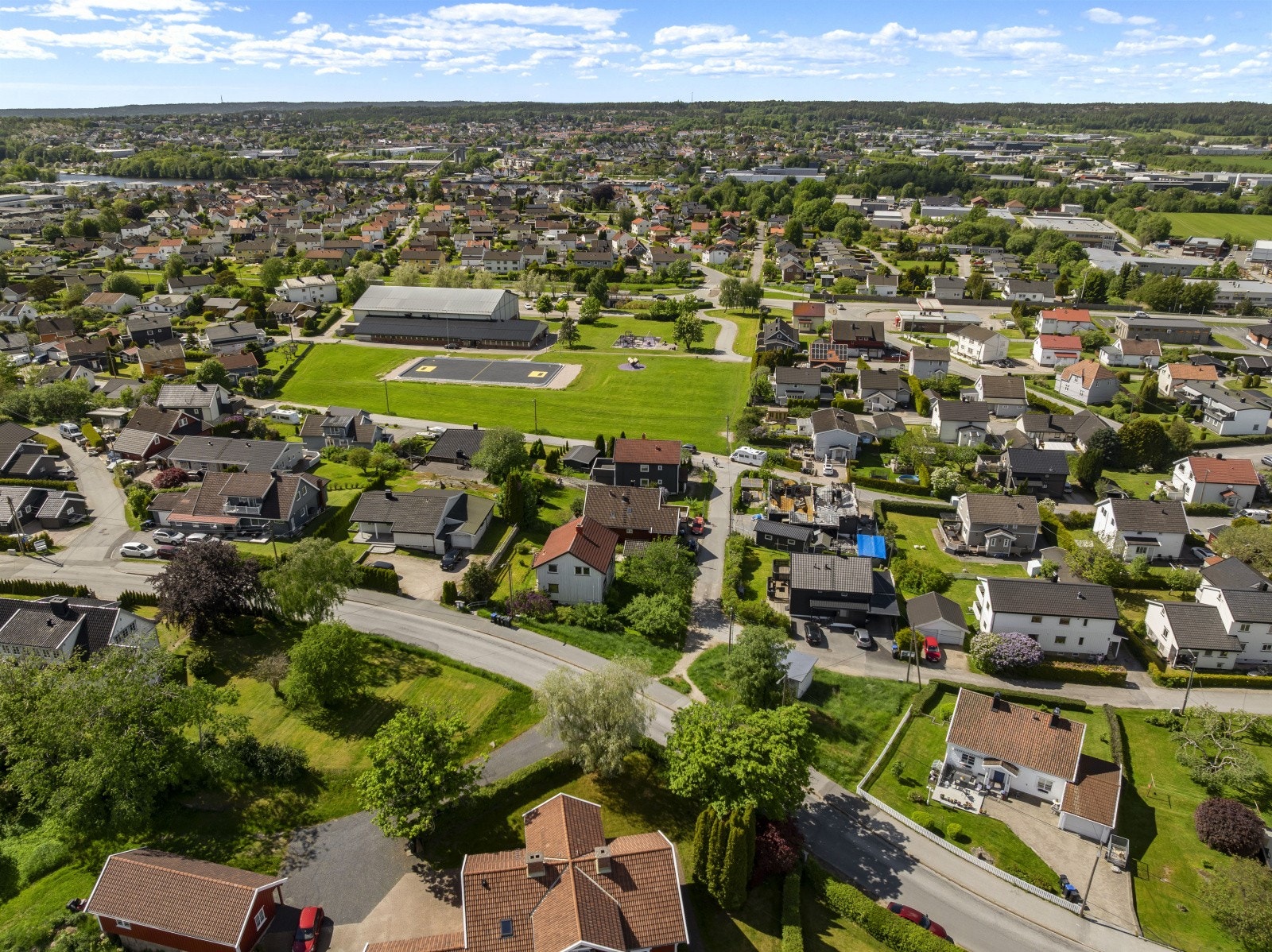 Området gir deg en kombinasjon av rolige og tilbaketrukne omgivelser, og kort vei til sentrale fasiliteter. Galleribilde