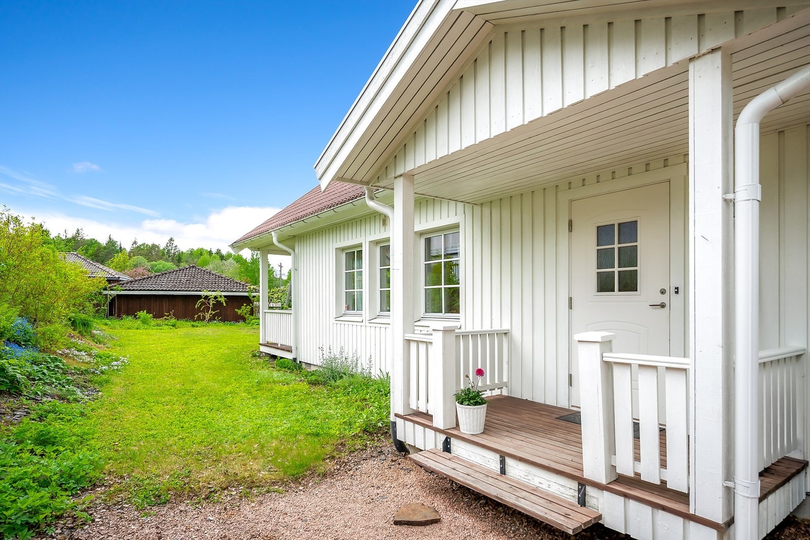 Overbygget inngangsparti. Galleribilde