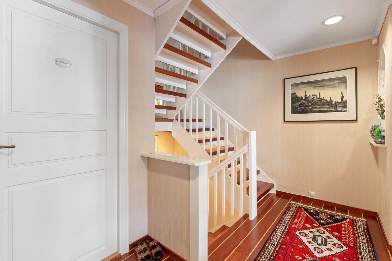 Trappen fører oss videre til loftetasjen. Galleribilde