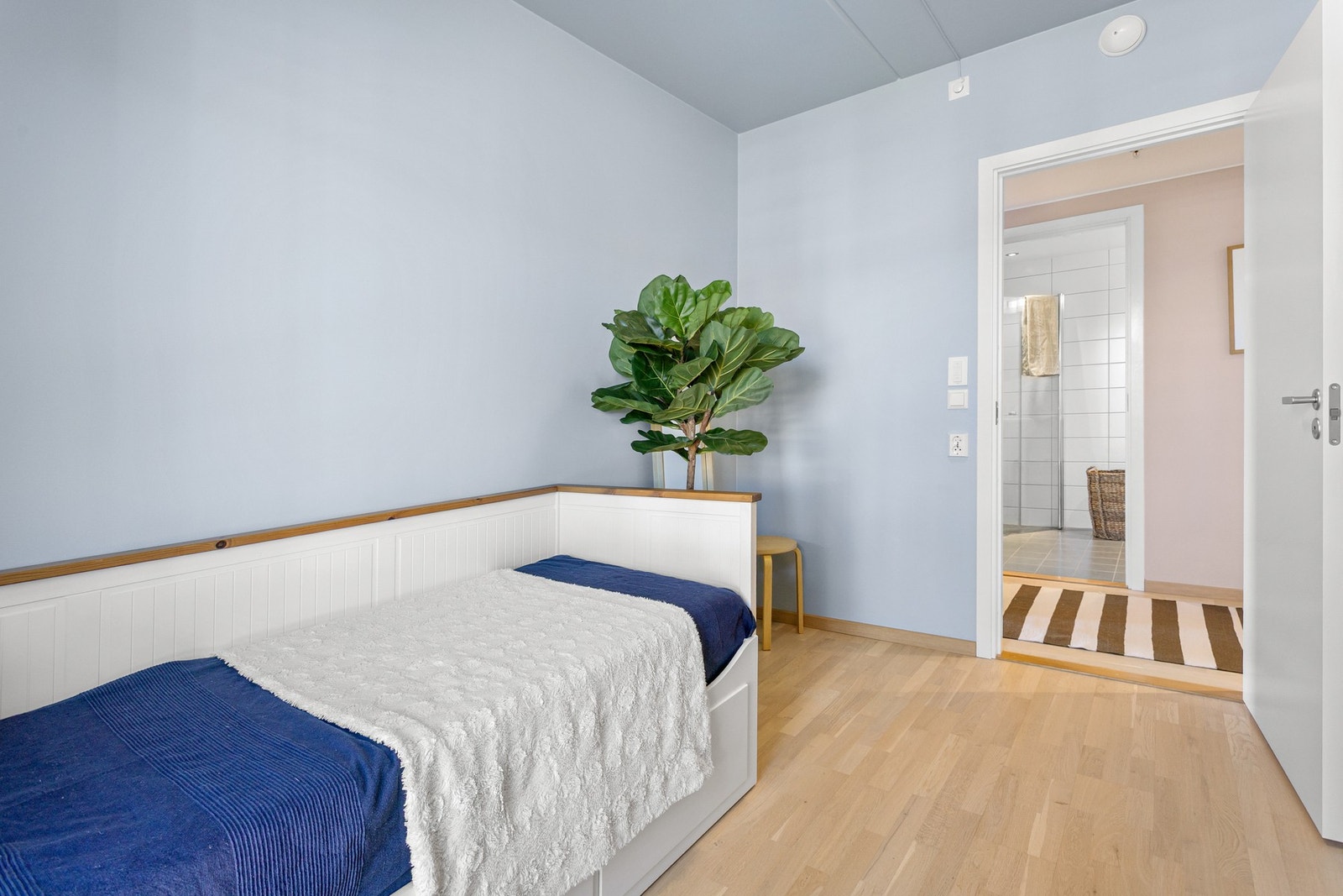 Et perfekt gjesterom, barnerom og/eller kontor. Galleribilde