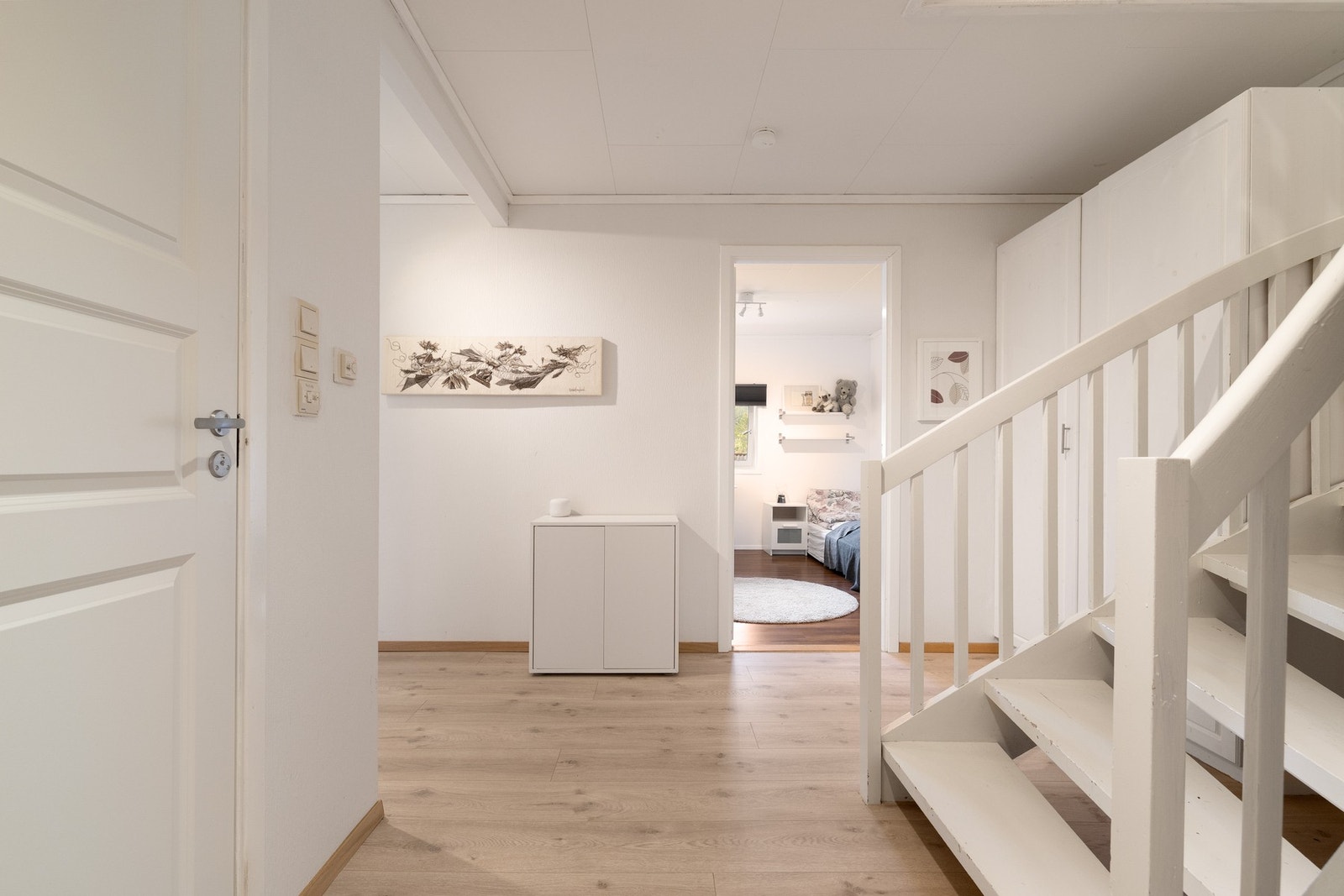 Bli kjent på en enkel måte, se komplett boligvideo - klikk på video ikon i annonsen Galleribilde