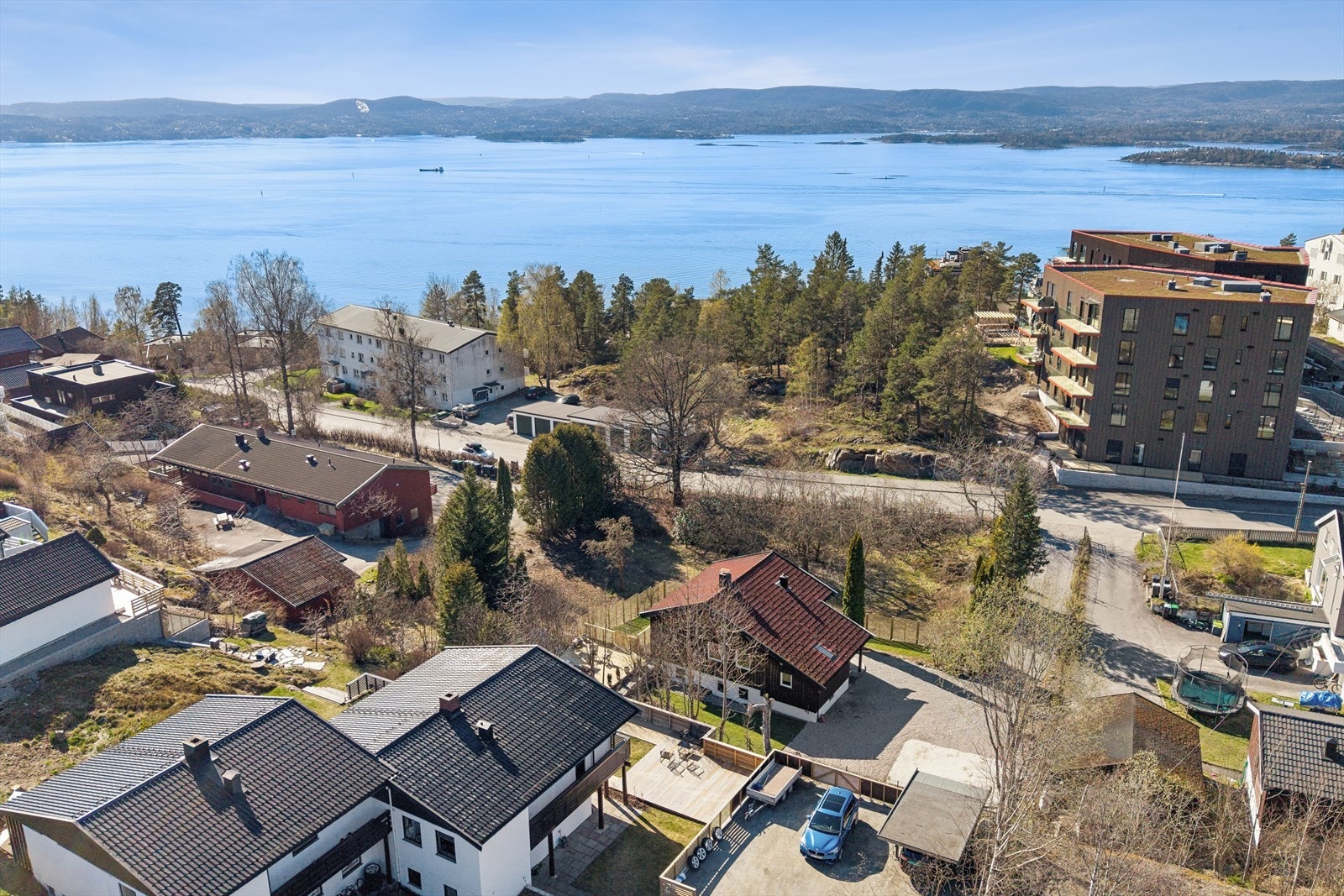Stor, solrik tomt nær Sunnaas - tilleggstomt selges også Galleribilde