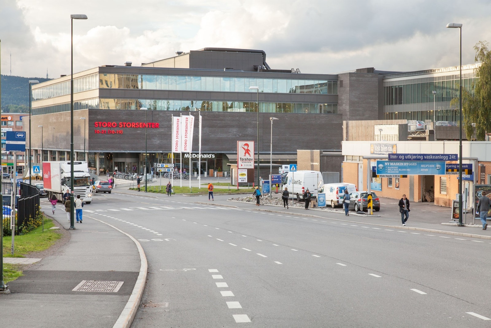 Storo storsenter med alt du trenger i hverdagen i nærheten Galleribilde