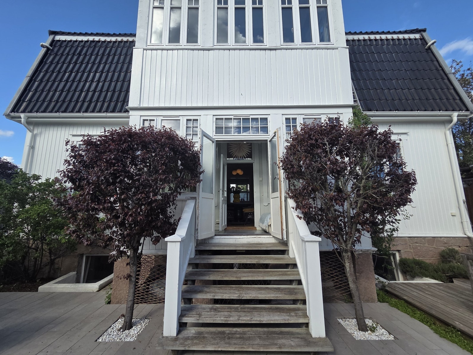 Velkommen inn til dette ærverdige huset fra 1931 med sjel Galleribilde