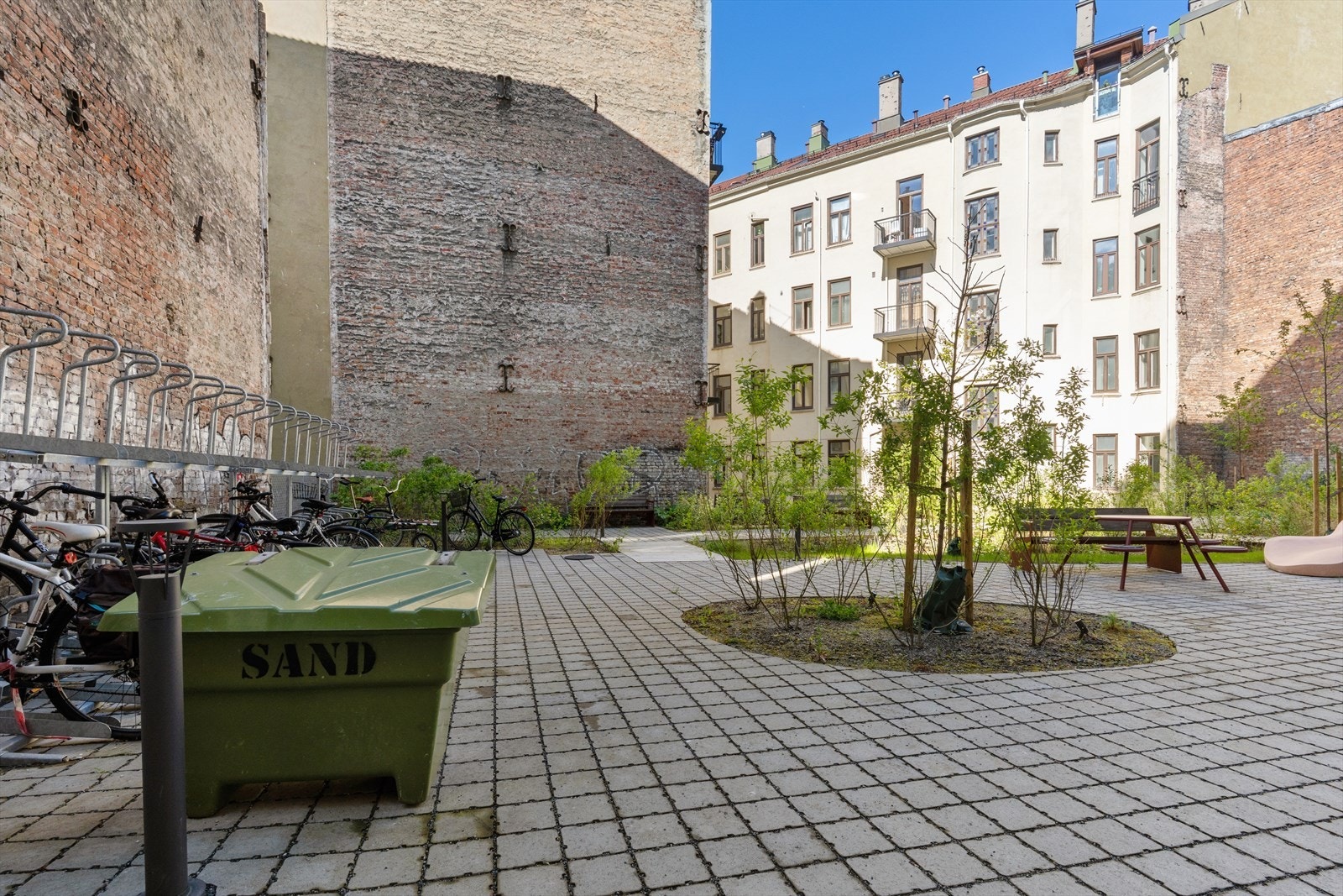 Hollenderkvartalet er et historisk område i Oslo med klassiske bygårder. Galleribilde