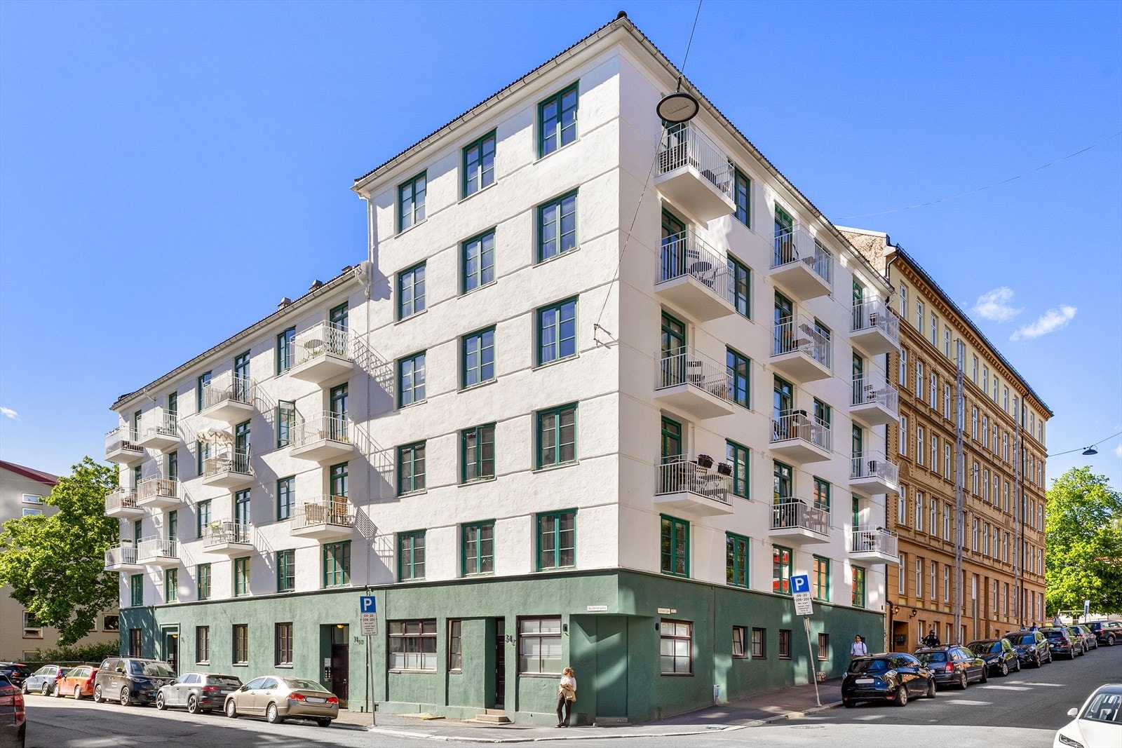 Eiendommen ligger i en rolig blindvei, sentralt på Grünerløkka. Galleribilde