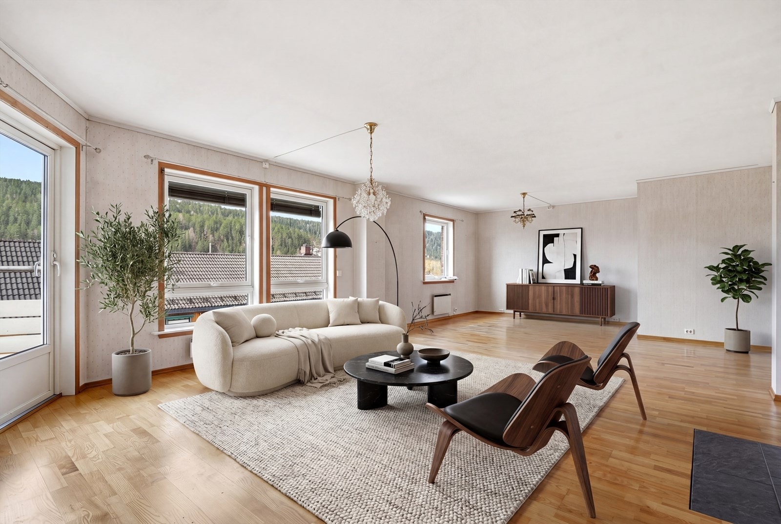 VIRITUELL STYLING: Bildet er ment som et eksempel på hvordan boligen kan møbleres/utvikles videre. Redigeringen er gjort med kunstig intelligens, og avvik må påregnes. Galleribilde