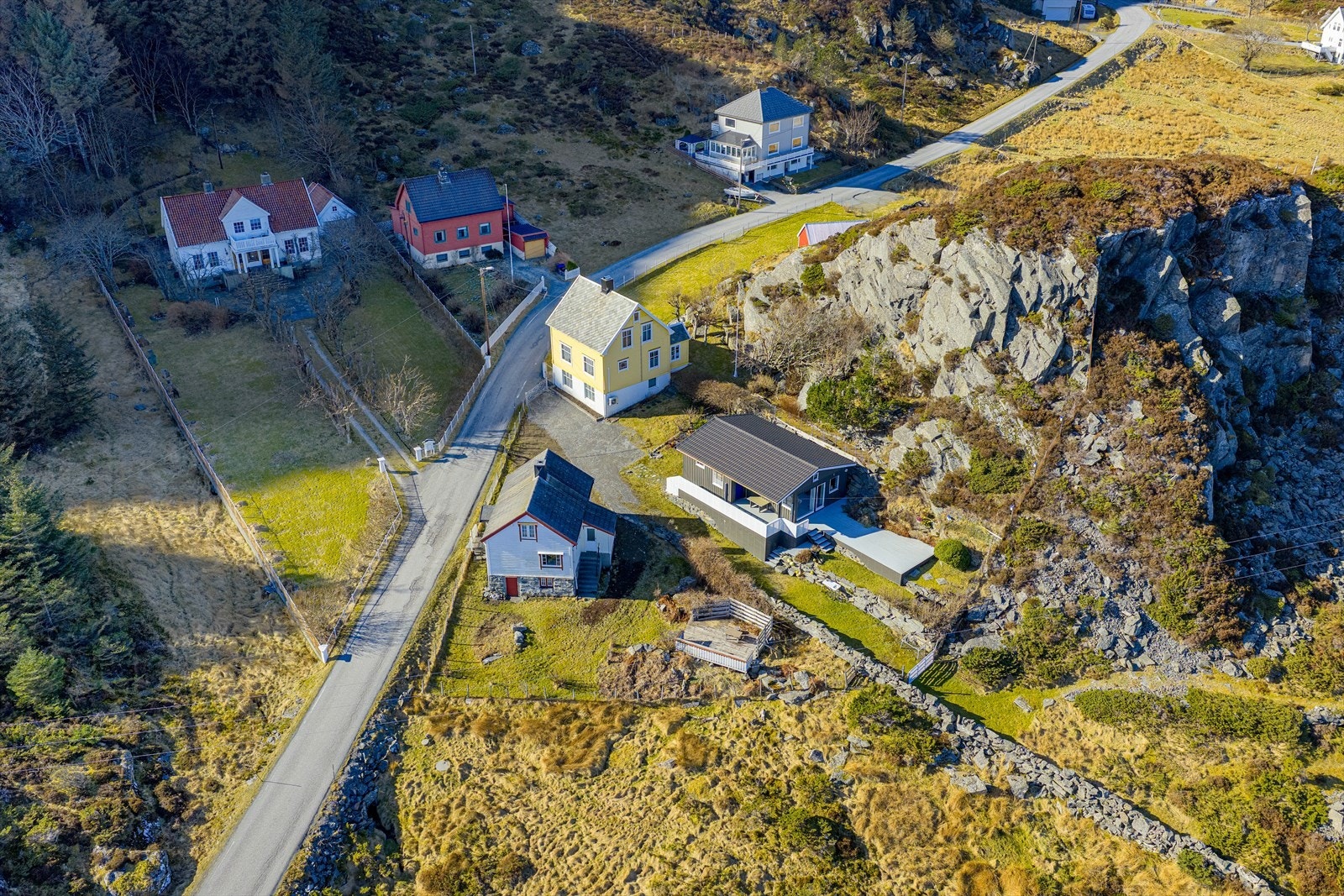 Beliggende på Runde et naturskjønt område Galleribilde