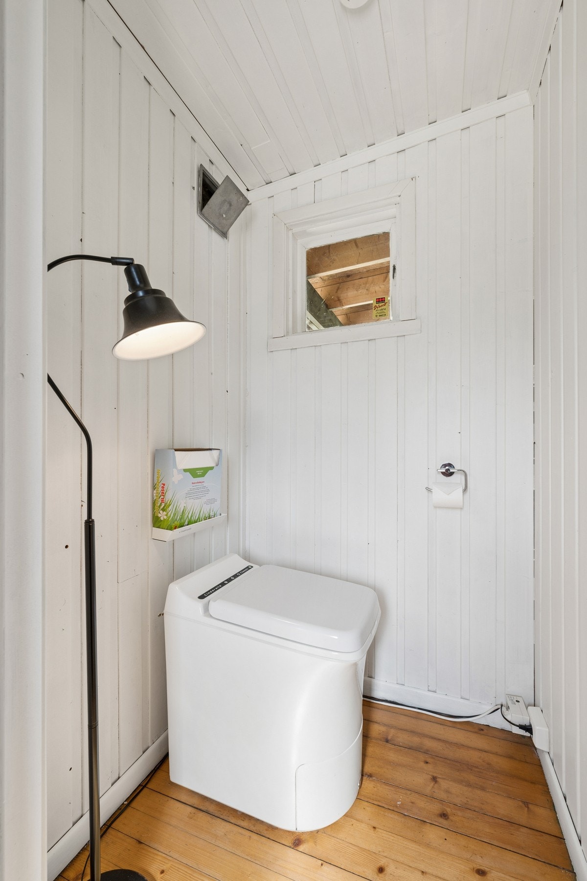 Toalettrommet finner du i denne etasjen. Rommet er utstyrt med forbrenningstoalett. Galleribilde